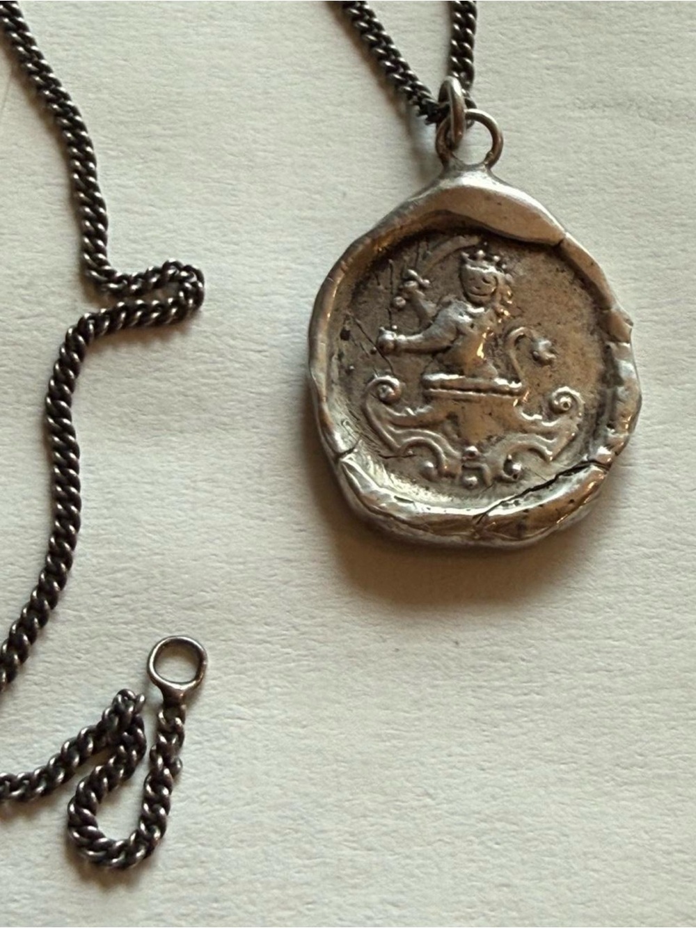 Pyrrha Sterling Silver Lion Crest Pendant Necklace - Silver
